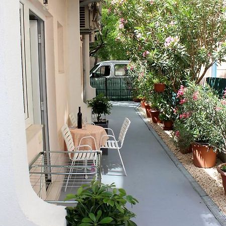 Apartments Petric Makarska Esterno foto